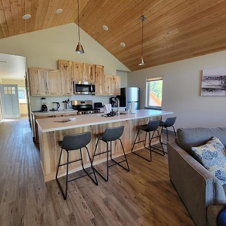 Lakeshore Lodging Suites Homer Ngoại thất bức ảnh