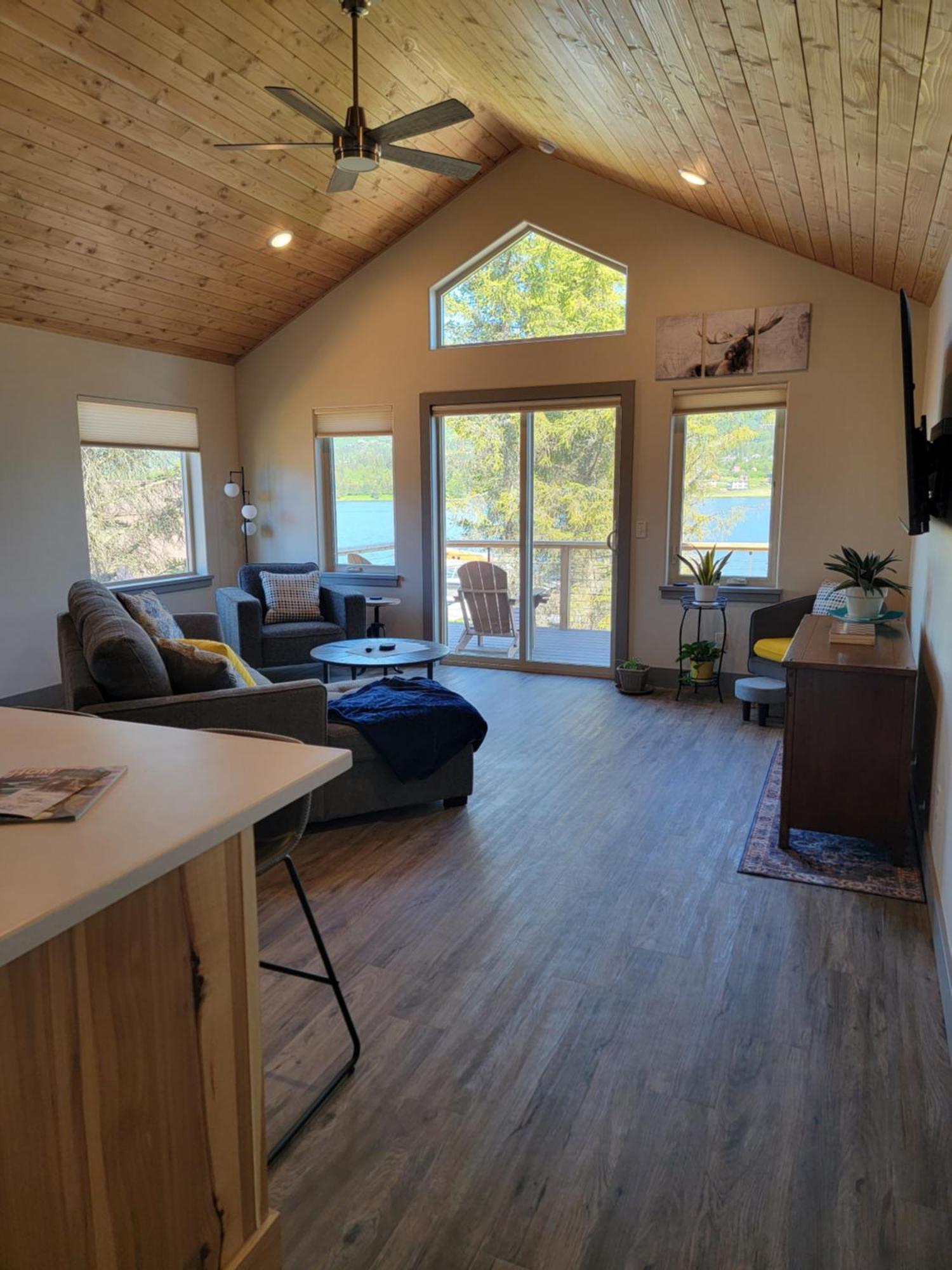 Lakeshore Lodging Suites Homer Ngoại thất bức ảnh