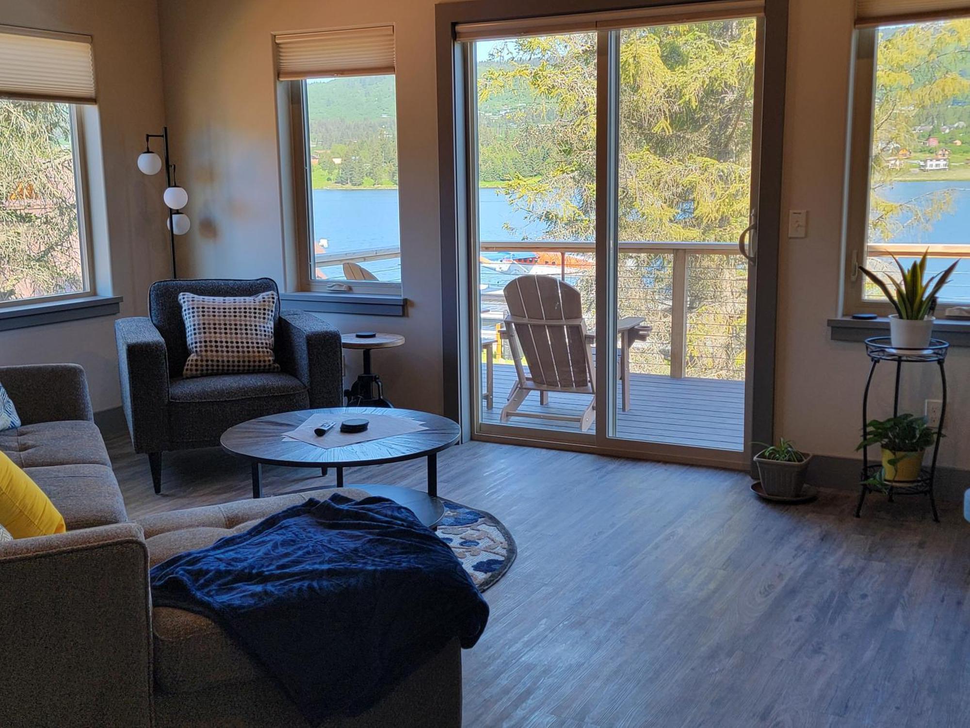Lakeshore Lodging Suites Homer Ngoại thất bức ảnh