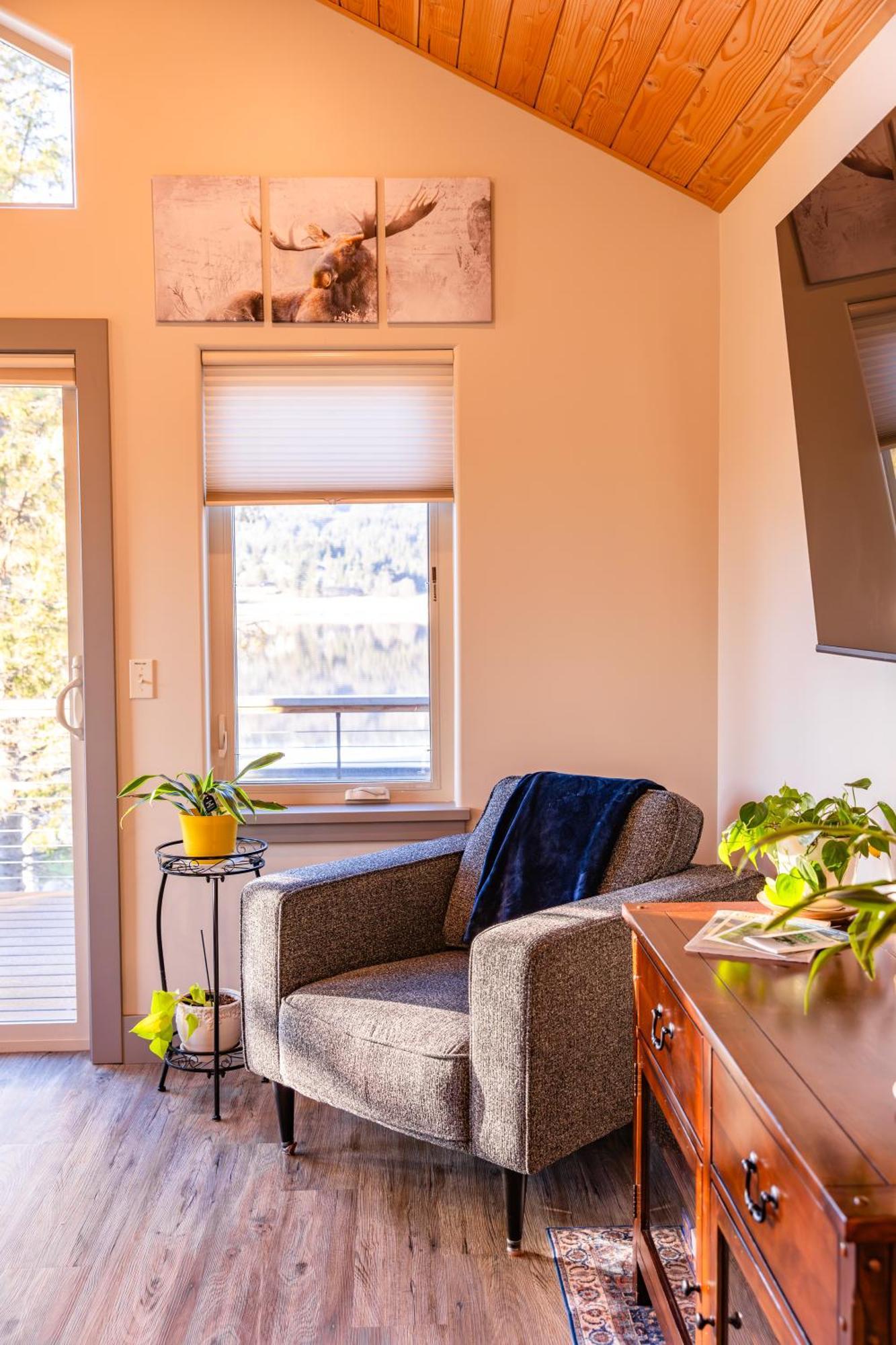 Lakeshore Lodging Suites Homer Ngoại thất bức ảnh